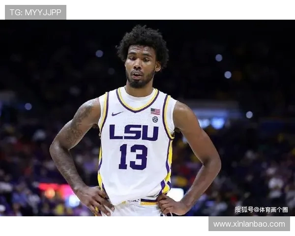 陈盈骏称赵睿能吸引防守压力为其创造投篮机会 陈盈骏称赵睿能吸引防守压力为其创造投篮机会